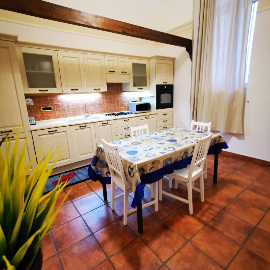 Room N.22 Suite & Apartment Tarento Exterior foto